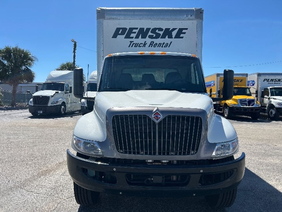 Medium Duty Box Truck-Light and Medium Duty Trucks-International-2022-MV607-Orlando-FL-223,415\n\t\tmiles-$ 49,500 - Image 2