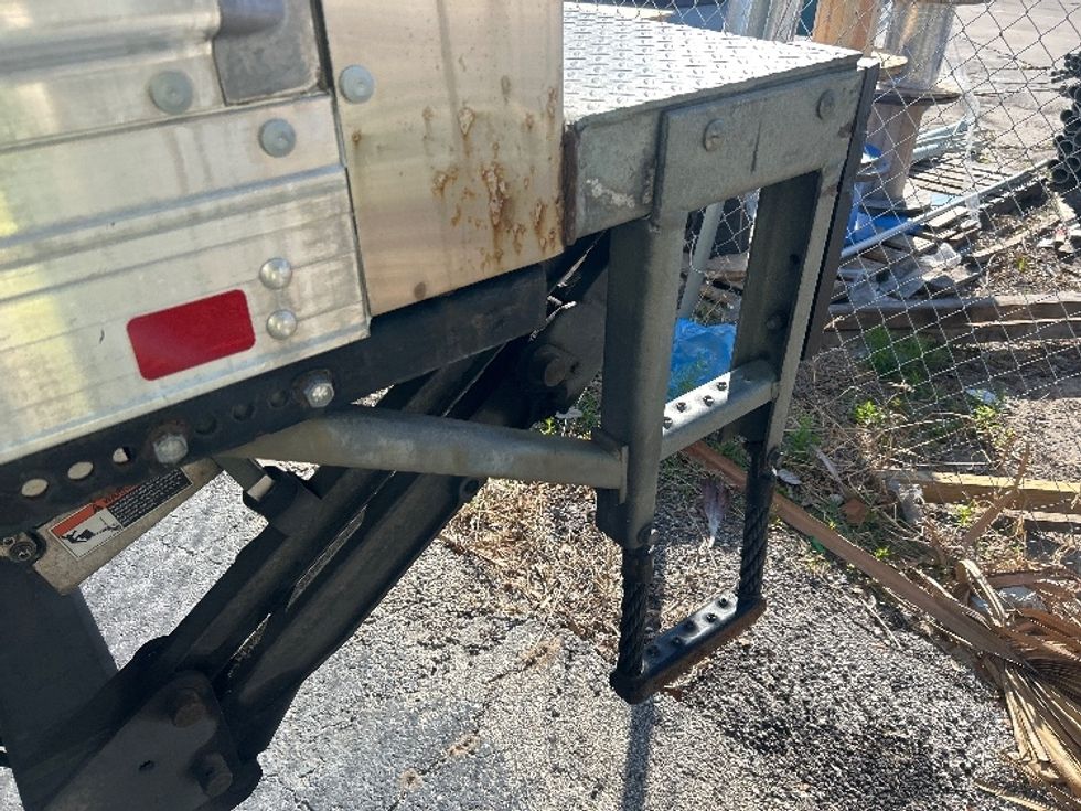 Medium Duty Box Truck-Light and Medium Duty Trucks-International-2022-MV607-Orlando-FL-223,415\n\t\tmiles-$ 49,500 - Image 25