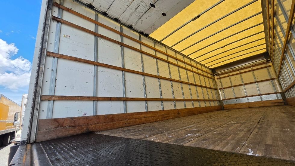 Medium Duty Box Truck-Light and Medium Duty Trucks-International-2022-MV607-Orlando-FL-234,126\n\t\tmiles-$ 44,000 - Image 10