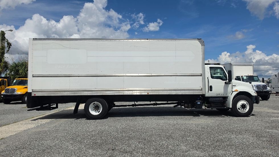 Medium Duty Box Truck-Light and Medium Duty Trucks-International-2022-MV607-Orlando-FL-234,126\n\t\tmiles-$ 44,000 - Image 14