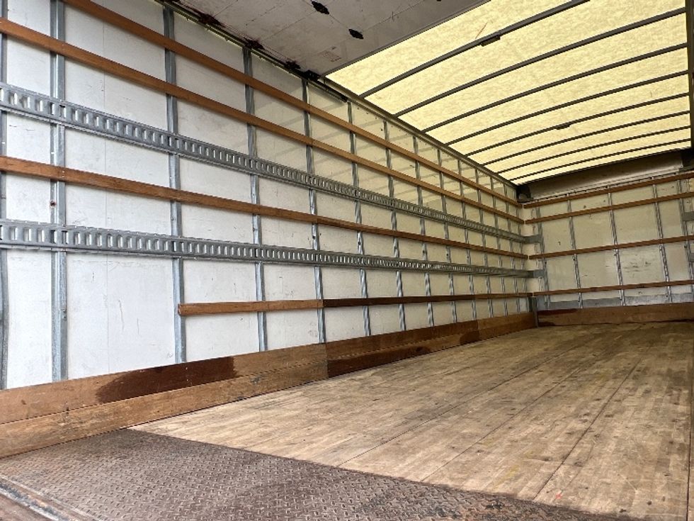 Medium Duty Box Truck-Light and Medium Duty Trucks-International-2022-MV607-Parsippany-NJ-110,113\n\t\tmiles-$ 64,500 - Image 11