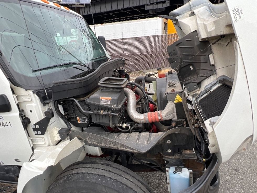 Medium Duty Box Truck-Light and Medium Duty Trucks-International-2022-MV607-Parsippany-NJ-110,113\n\t\tmiles-$ 64,500 - Image 23