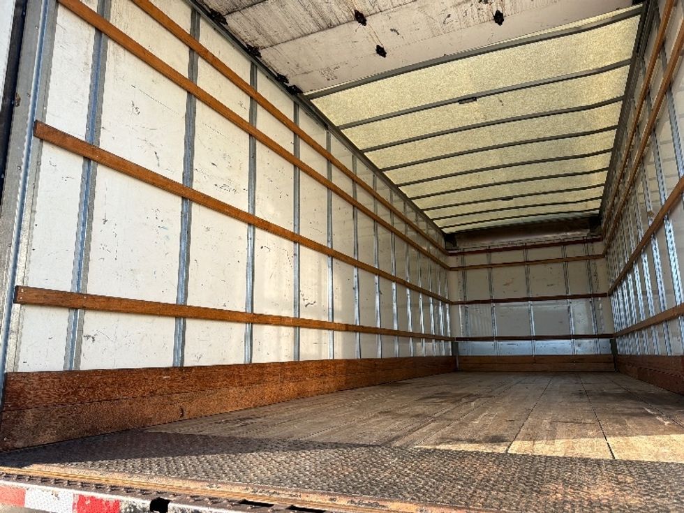 Medium Duty Box Truck-Light and Medium Duty Trucks-International-2022-MV607-Parsippany-NJ-242,011\n\t\tmiles-$ 40,750 - Image 11