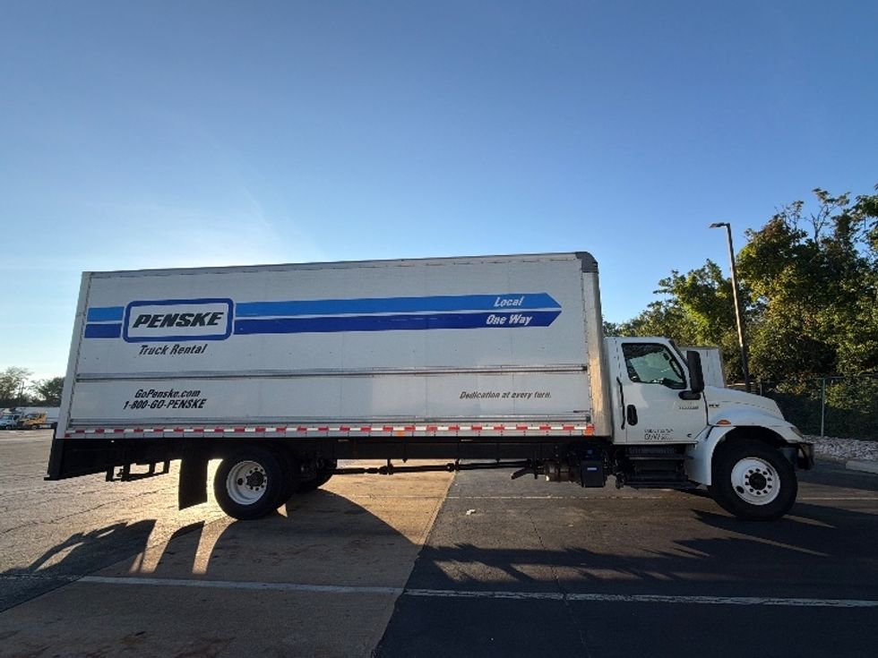 Medium Duty Box Truck-Light and Medium Duty Trucks-International-2022-MV607-Parsippany-NJ-242,011\n\t\tmiles-$ 40,750 - Image 15