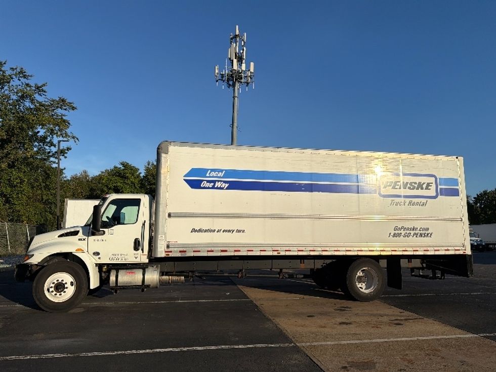 Medium Duty Box Truck-Light and Medium Duty Trucks-International-2022-MV607-Parsippany-NJ-242,011\n\t\tmiles-$ 40,750 - Image 4