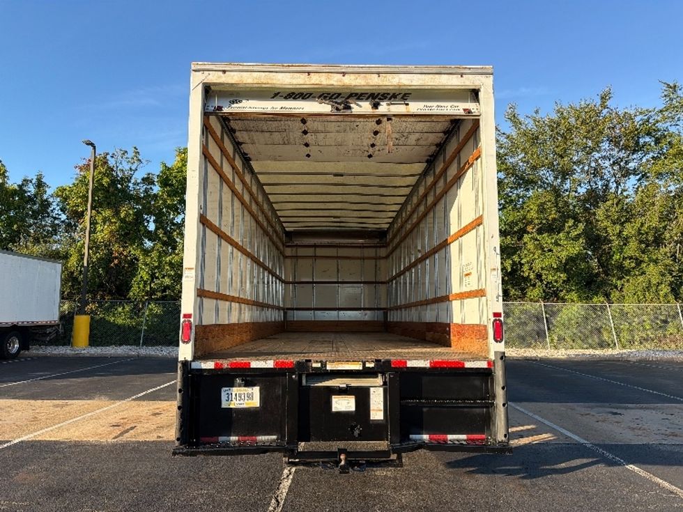 Medium Duty Box Truck-Light and Medium Duty Trucks-International-2022-MV607-Parsippany-NJ-242,011\n\t\tmiles-$ 40,750 - Image 9