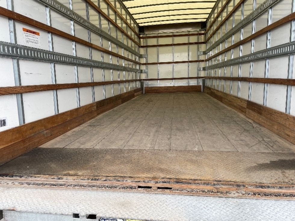 Medium Duty Box Truck-Light and Medium Duty Trucks-International-2022-MV607-Pasco-WA-111,962\n\t\tmiles-$ 73,250 - Image 10