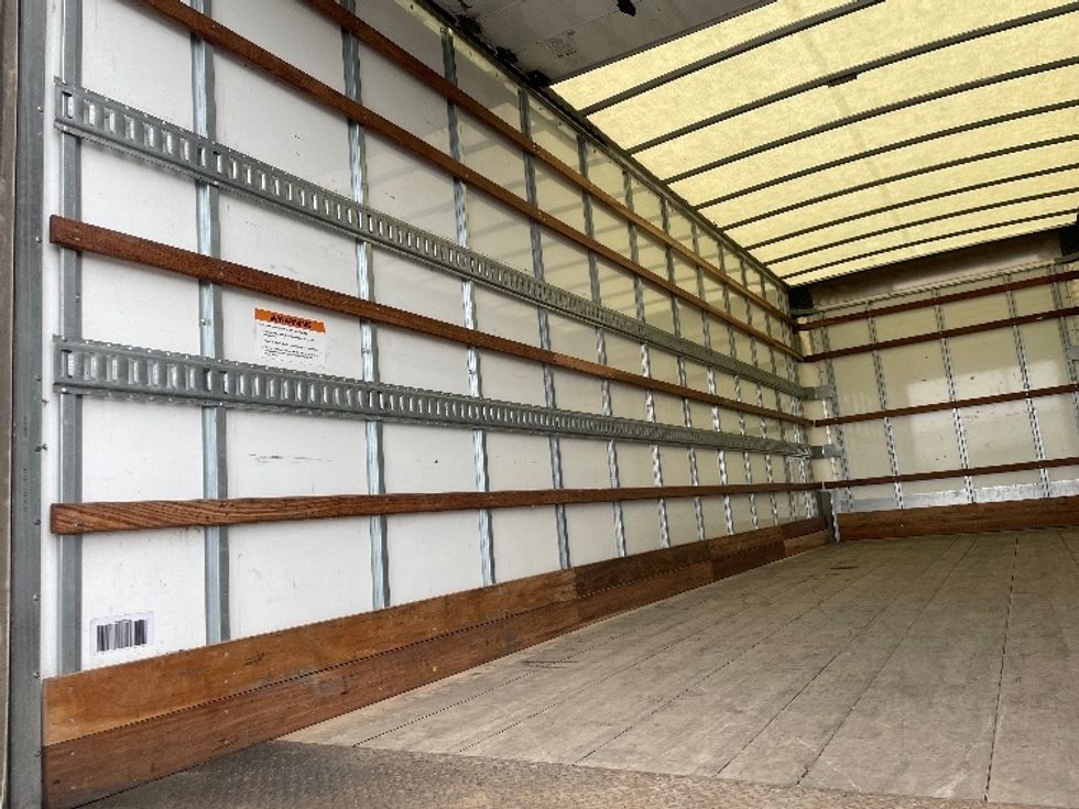 Medium Duty Box Truck-Light and Medium Duty Trucks-International-2022-MV607-Pasco-WA-111,962\n\t\tmiles-$ 73,250 - Image 11