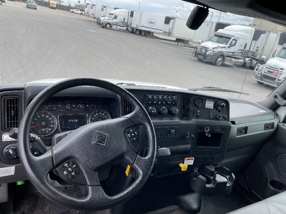 Medium Duty Box Truck-Light and Medium Duty Trucks-International-2022-MV607-Pasco-WA-111,962\n\t\tmiles-$ 73,250 - Image 18