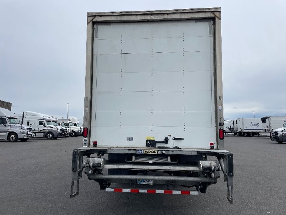 Medium Duty Box Truck-Light and Medium Duty Trucks-International-2022-MV607-Pasco-WA-111,962\n\t\tmiles-$ 73,250 - Image 7
