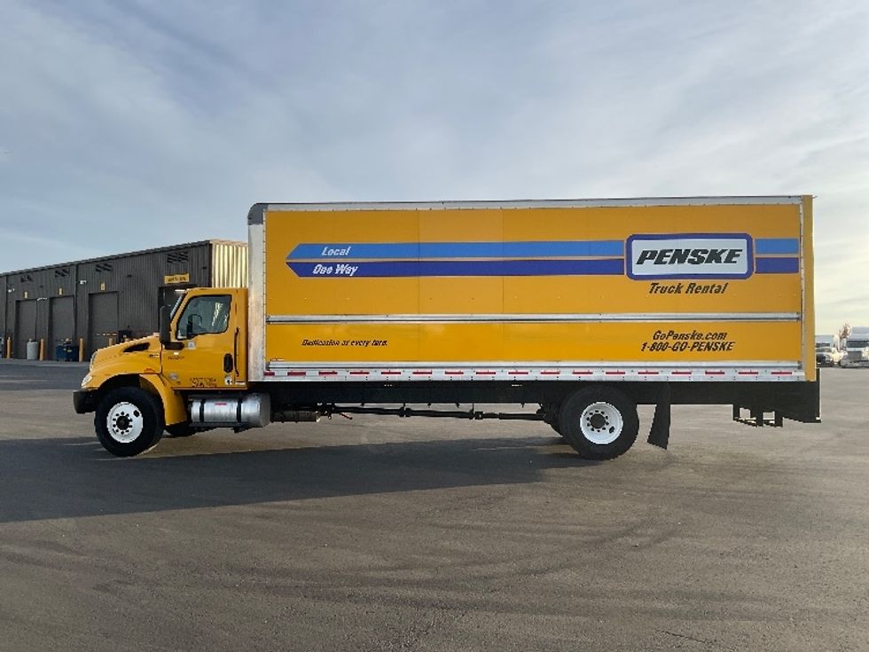 Medium Duty Box Truck-Light and Medium Duty Trucks-International-2022-MV607-Pasco-WA-233,883\n\t\tmiles-$ 40,750 - Image 4