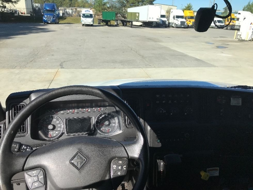 Medium Duty Box Truck-Light and Medium Duty Trucks-International-2022-MV607-Pell City-AL-228,831\n\t\tmiles-$ 51,750 - Image 18