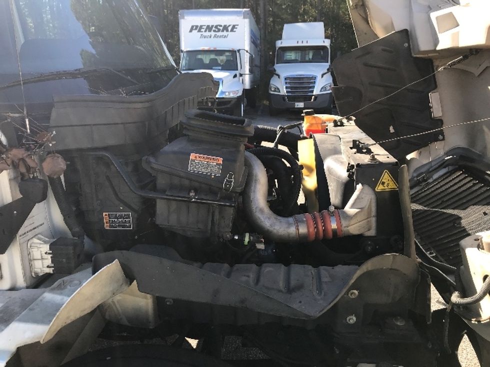 Medium Duty Box Truck-Light and Medium Duty Trucks-International-2022-MV607-Pell City-AL-228,831\n\t\tmiles-$ 51,750 - Image 23