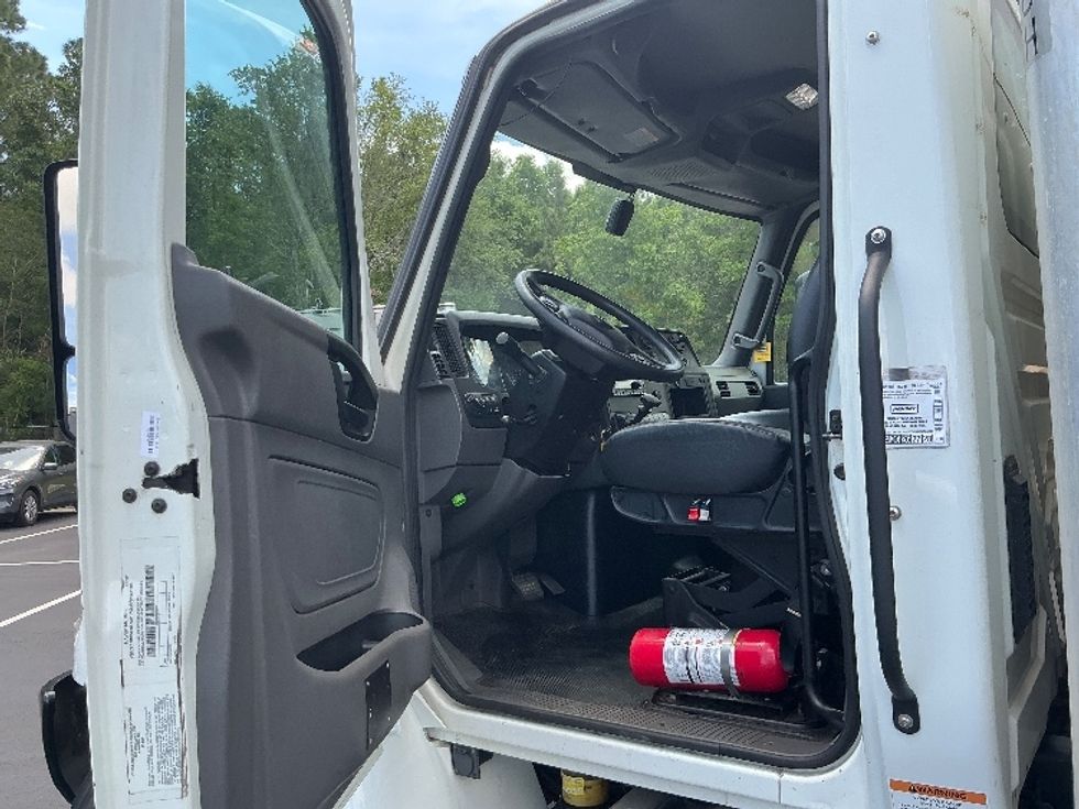 Medium Duty Box Truck-Light and Medium Duty Trucks-International-2022-MV607-Pensacola-FL-144,543\n\t\tmiles-$ 65,250 - Image 15
