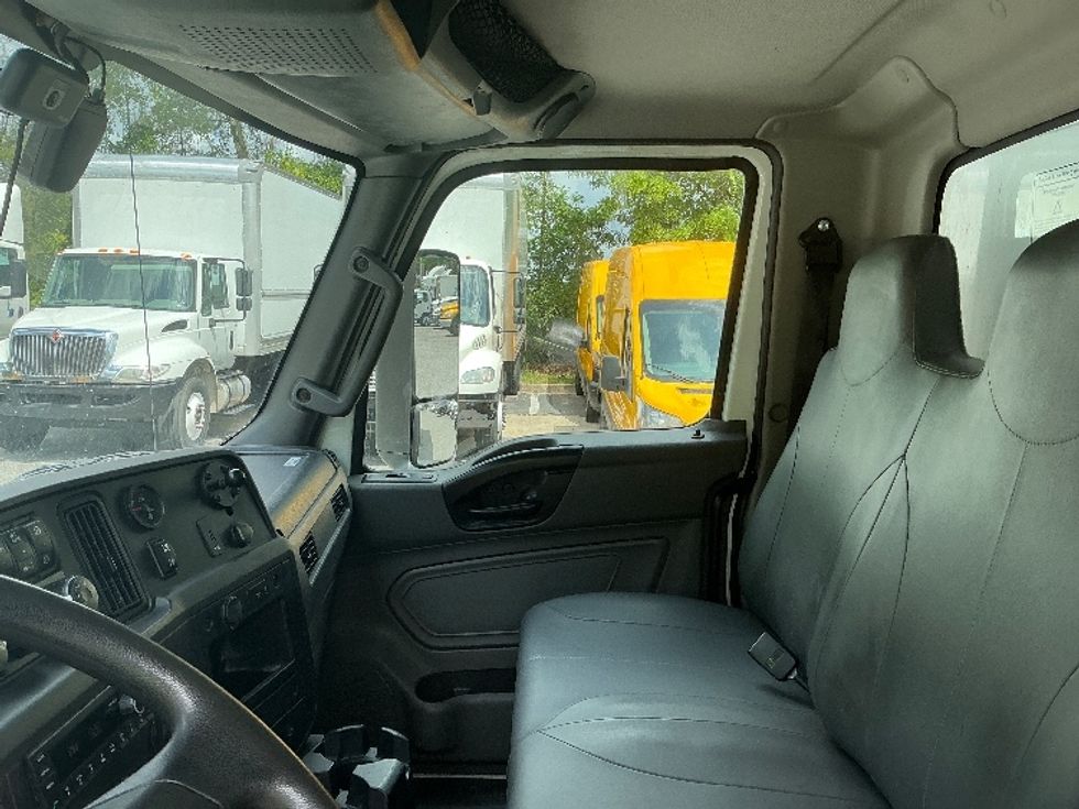 Medium Duty Box Truck-Light and Medium Duty Trucks-International-2022-MV607-Pensacola-FL-195,225\n\t\tmiles-$ 52,000 - Image 19