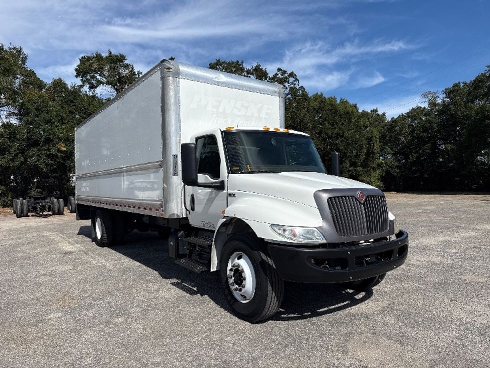 Medium Duty Box Truck-Light and Medium Duty Trucks-International-2022-MV607-Pensacola-FL-211,990\n\t\tmiles-$ 48,000 - Image 1