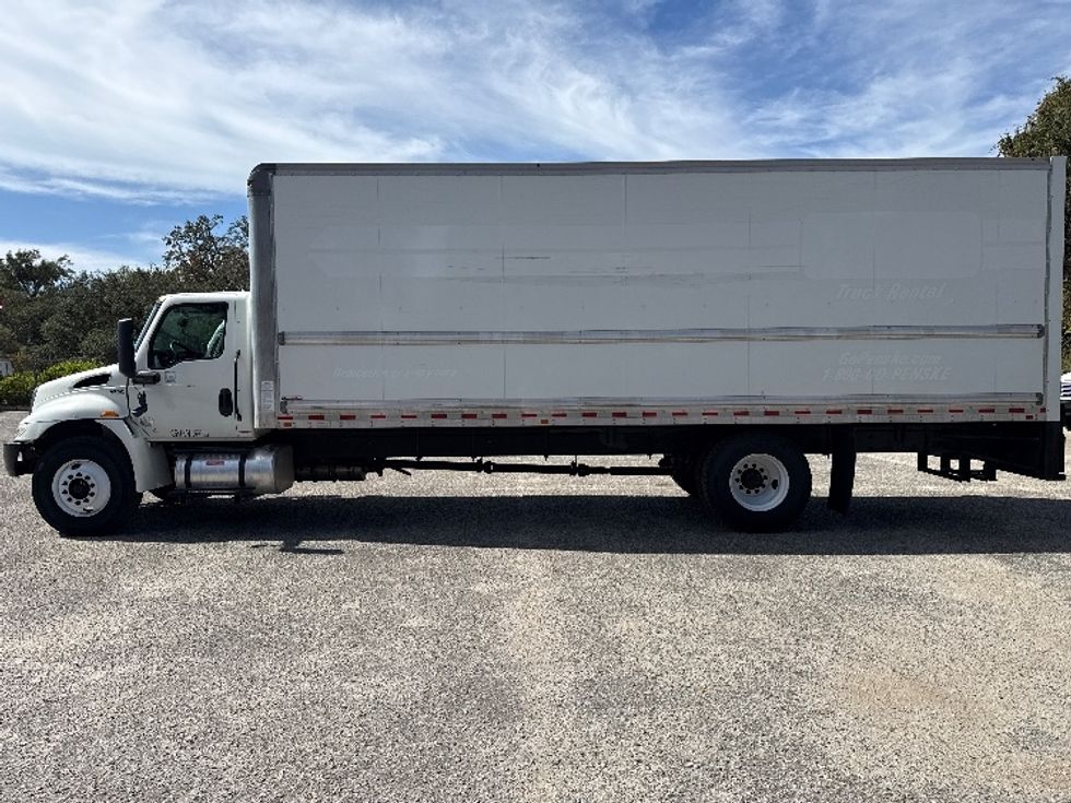 Medium Duty Box Truck-Light and Medium Duty Trucks-International-2022-MV607-Pensacola-FL-211,990\n\t\tmiles-$ 48,000 - Image 4