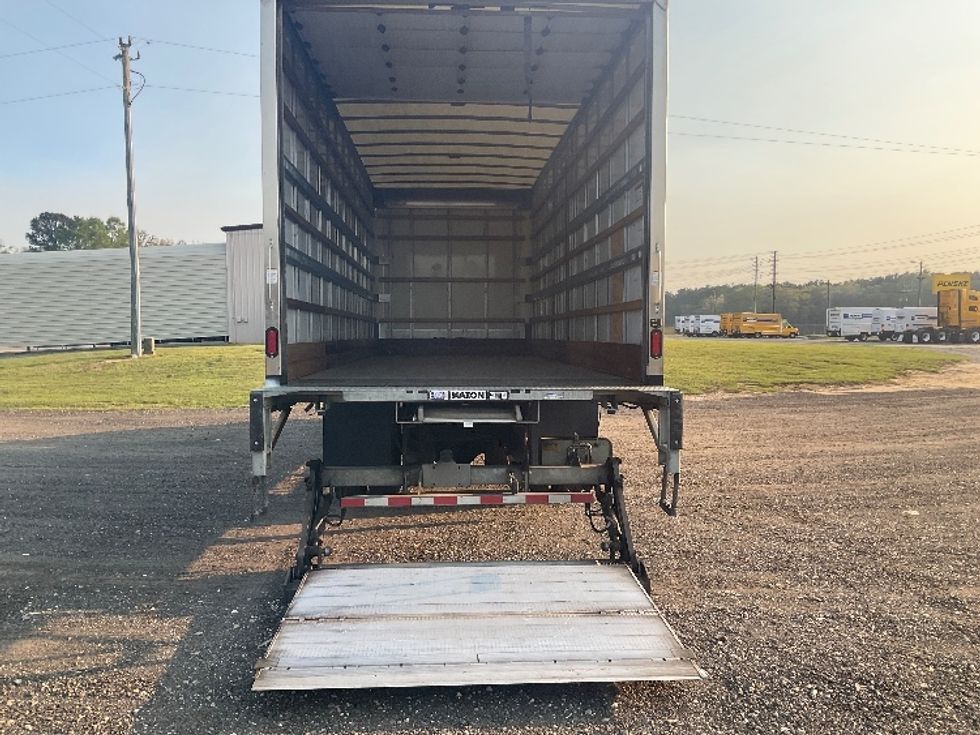 Medium Duty Box Truck-Light and Medium Duty Trucks-International-2022-MV607-Pensacola-FL-228,539\n\t\tmiles-$ 47,500 - Image 9