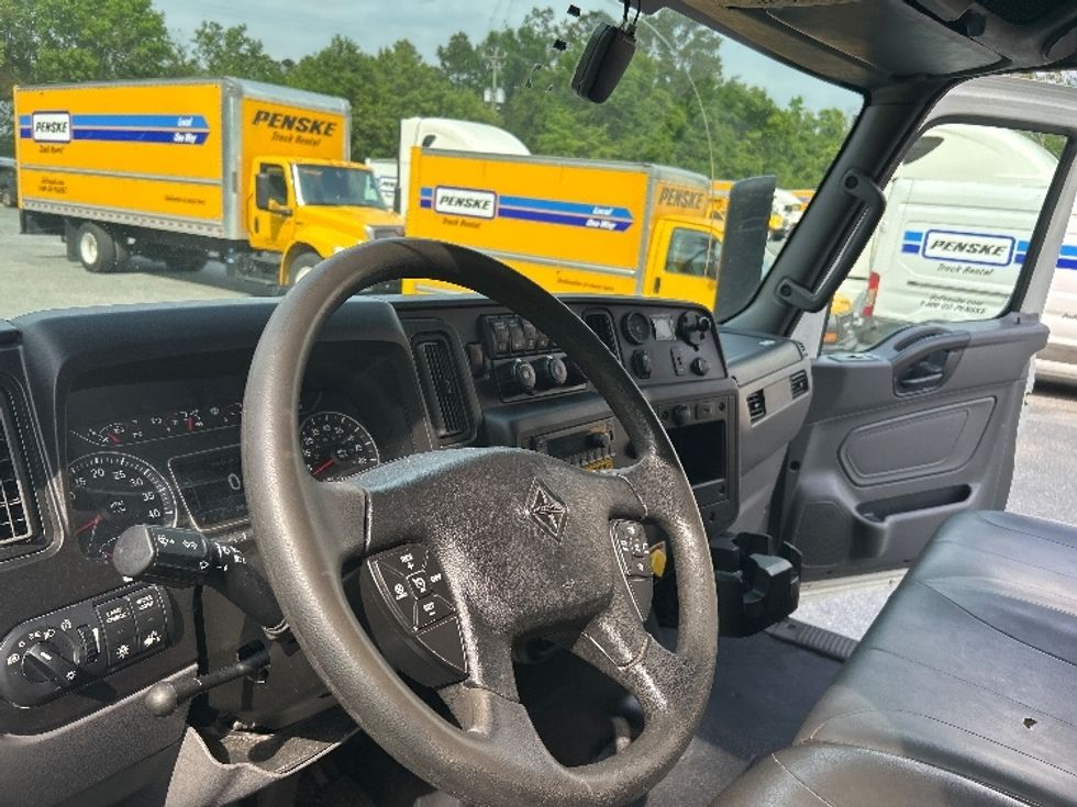 Medium Duty Box Truck-Light and Medium Duty Trucks-International-2022-MV607-Pensacola-FL-262,663\n\t\tmiles-$ 42,000 - Image 17