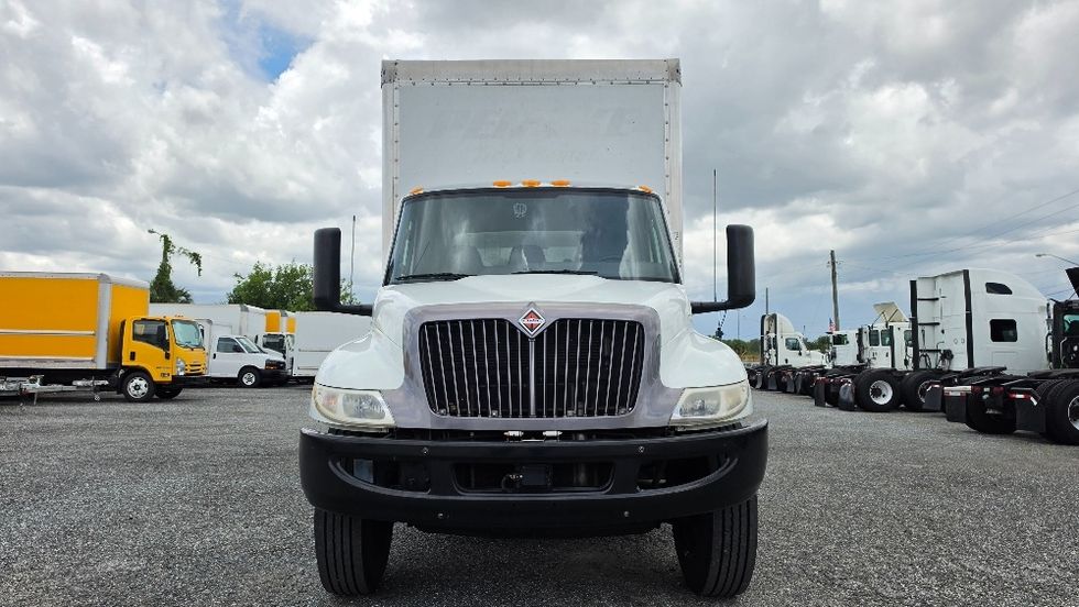 Medium Duty Box Truck-Light and Medium Duty Trucks-International-2022-MV607-Pensacola-FL-272,030\n\t\tmiles-$ 41,500 - Image 2