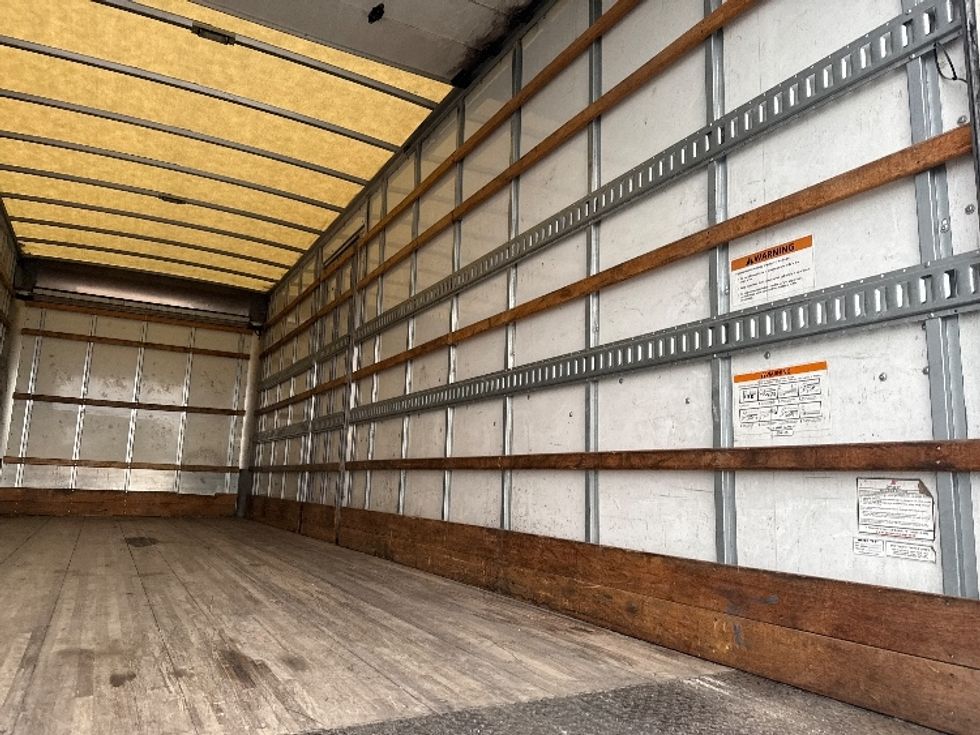 Medium Duty Box Truck-Light and Medium Duty Trucks-International-2022-MV607-Pharr-TX-134,595\n\t\tmiles-$ 69,000 - Image 12