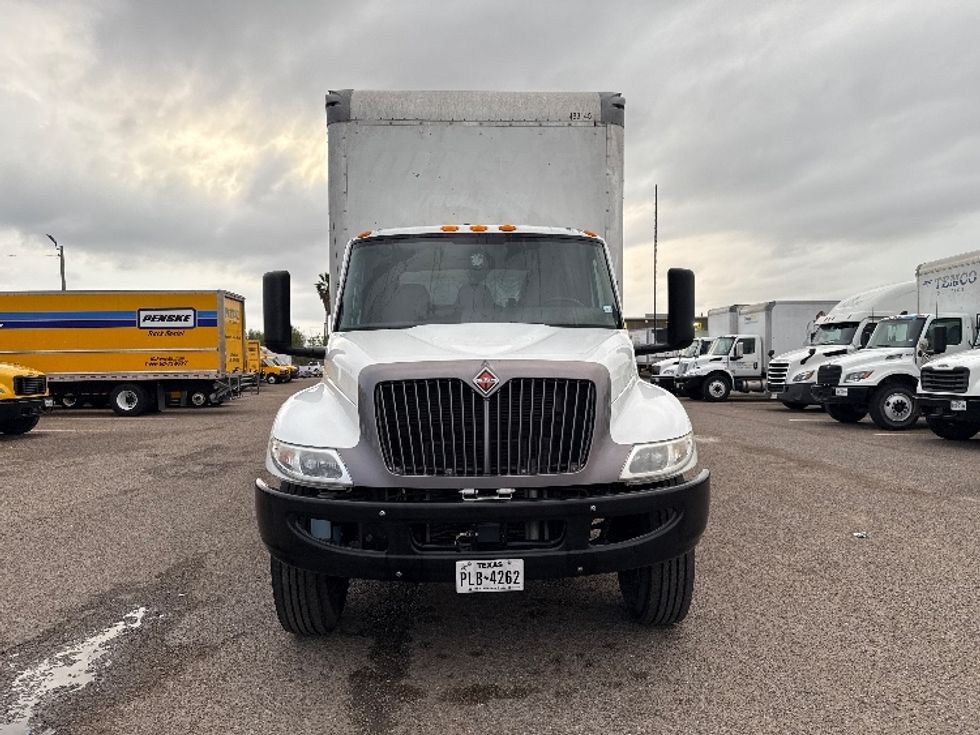 Medium Duty Box Truck-Light and Medium Duty Trucks-International-2022-MV607-Pharr-TX-134,595\n\t\tmiles-$ 69,000 - Image 2