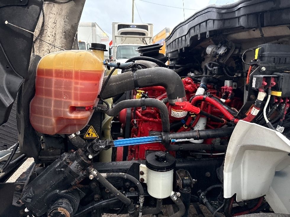 Medium Duty Box Truck-Light and Medium Duty Trucks-International-2022-MV607-Pharr-TX-134,595\n\t\tmiles-$ 69,000 - Image 24