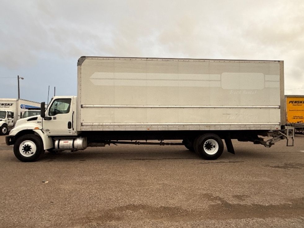 Medium Duty Box Truck-Light and Medium Duty Trucks-International-2022-MV607-Pharr-TX-134,595\n\t\tmiles-$ 69,000 - Image 4