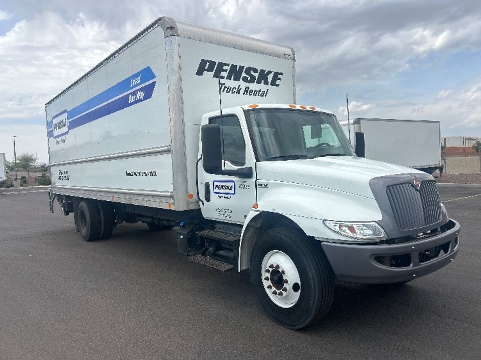 Medium Duty Box Truck-Light and Medium Duty Trucks-International-2022-MV607-Phoenix-AZ-133,622\n\t\tmiles-$ 67,750 - Image 1