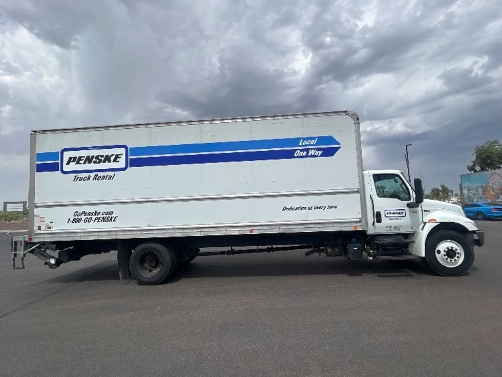 Medium Duty Box Truck-Light and Medium Duty Trucks-International-2022-MV607-Phoenix-AZ-133,622\n\t\tmiles-$ 67,750 - Image 15