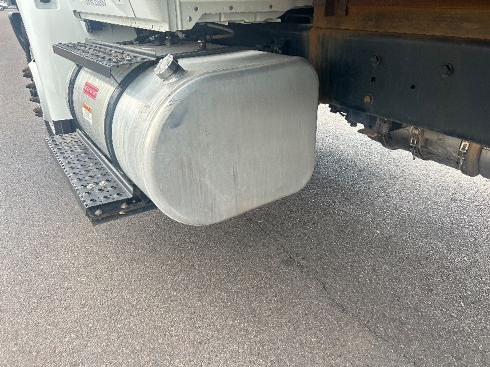 Medium Duty Box Truck-Light and Medium Duty Trucks-International-2022-MV607-Phoenix-AZ-133,622\n\t\tmiles-$ 67,750 - Image 25