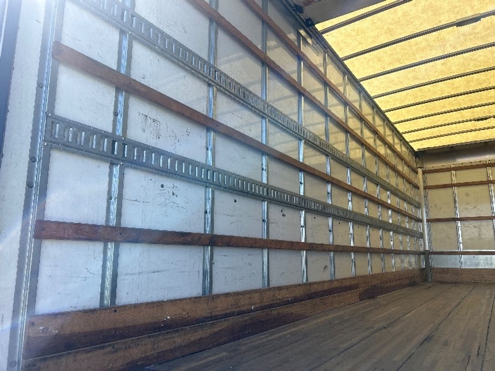 Medium Duty Box Truck-Light and Medium Duty Trucks-International-2022-MV607-Phoenix-AZ-140,392\n\t\tmiles-$ 66,500 - Image 11