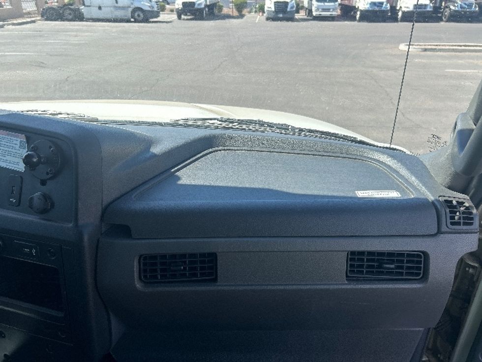 Medium Duty Box Truck-Light and Medium Duty Trucks-International-2022-MV607-Phoenix-AZ-140,392\n\t\tmiles-$ 66,500 - Image 21