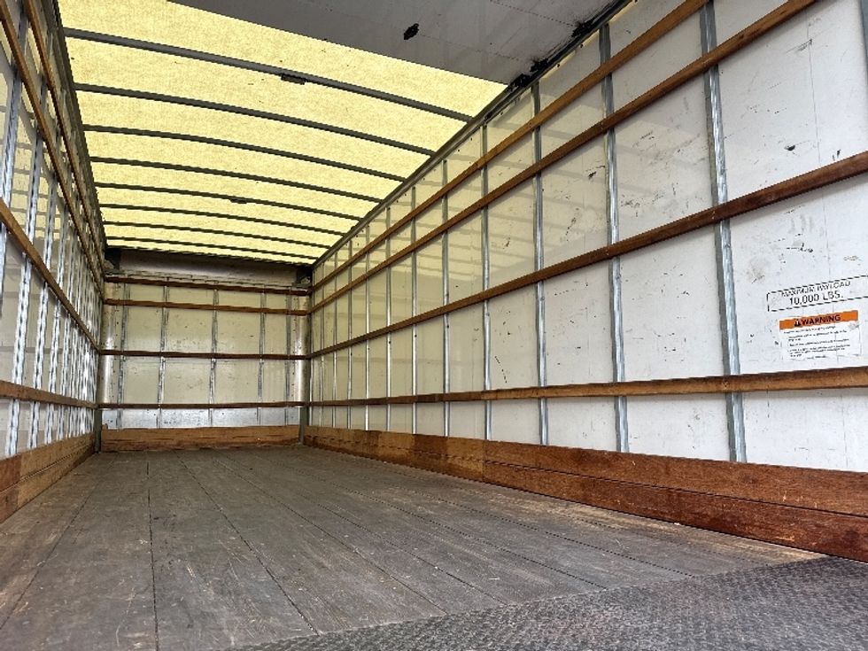 Medium Duty Box Truck-Light and Medium Duty Trucks-International-2022-MV607-Phoenix-AZ-207,245\n\t\tmiles-$ 43,750 - Image 11