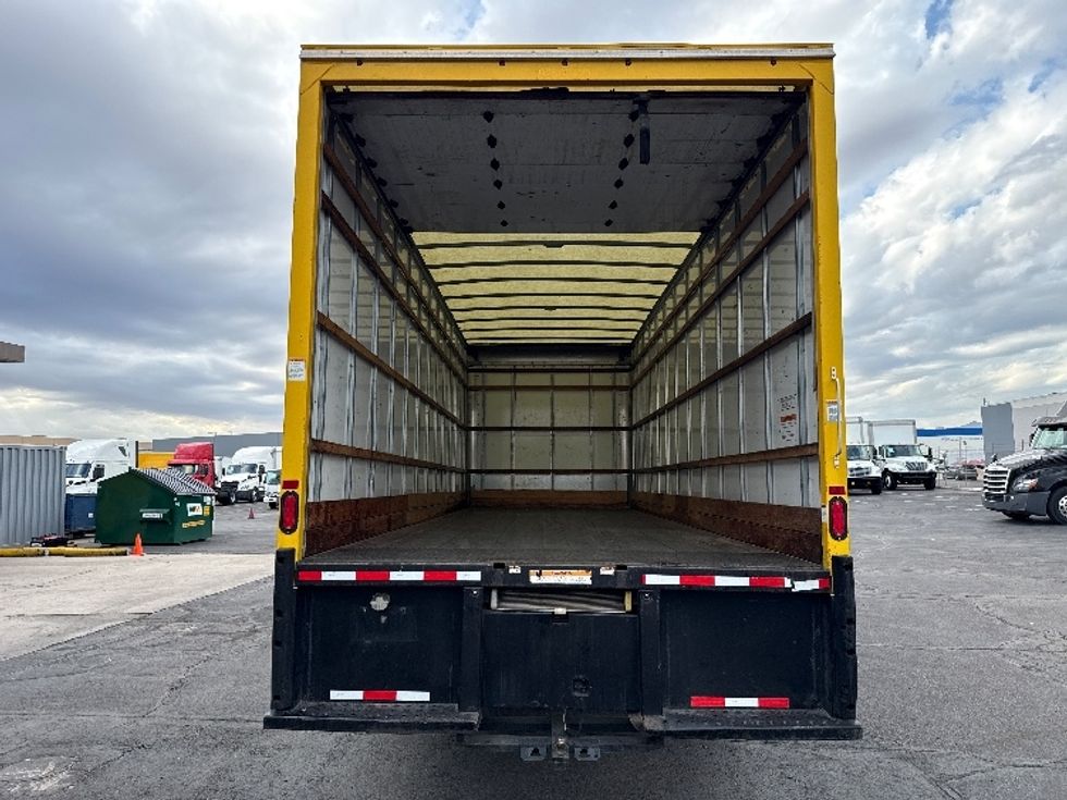 Medium Duty Box Truck-Light and Medium Duty Trucks-International-2022-MV607-Phoenix-AZ-207,245\n\t\tmiles-$ 43,750 - Image 8