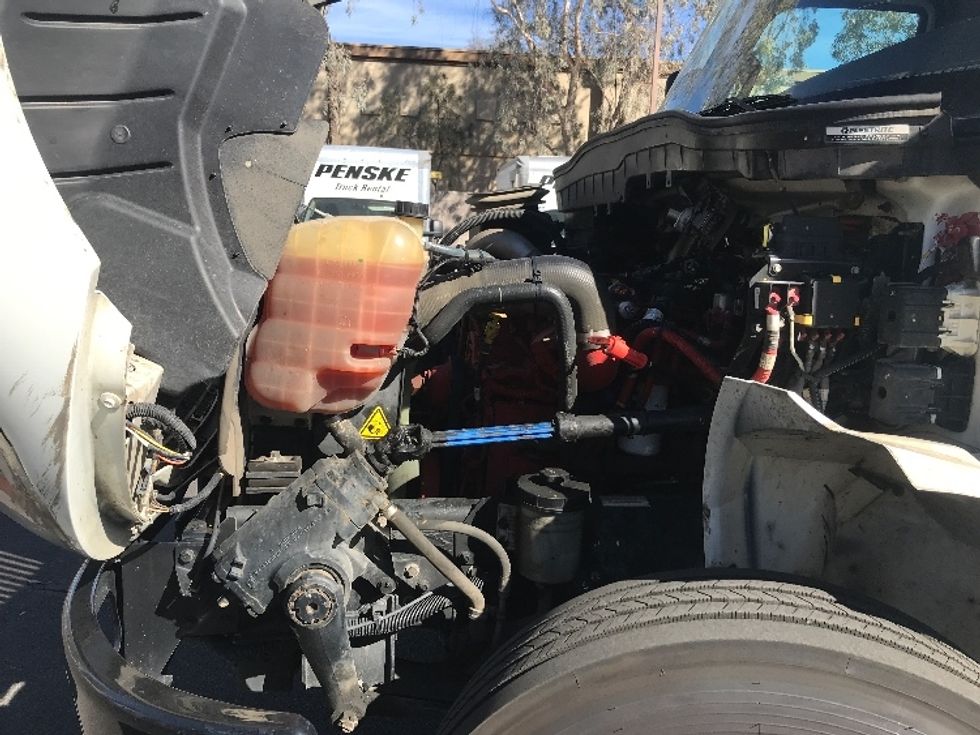 Medium Duty Box Truck-Light and Medium Duty Trucks-International-2022-MV607-Phoenix-AZ-229,394\n\t\tmiles-$ 52,000 - Image 24