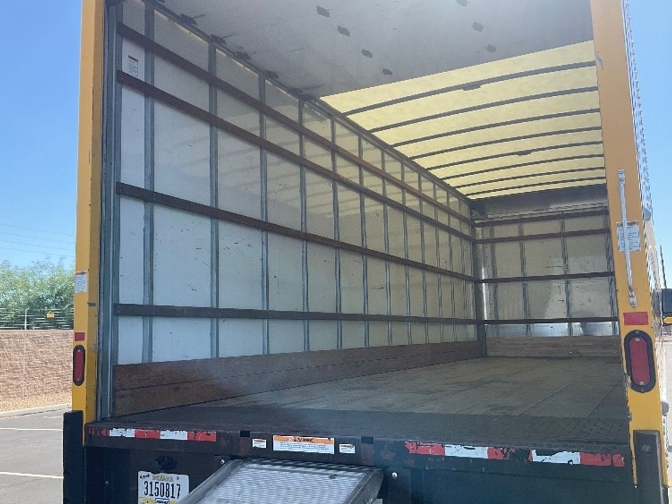 Medium Duty Box Truck-Light and Medium Duty Trucks-International-2022-MV607-Phoenix-AZ-235,632\n\t\tmiles-$ 41,250 - Image 11