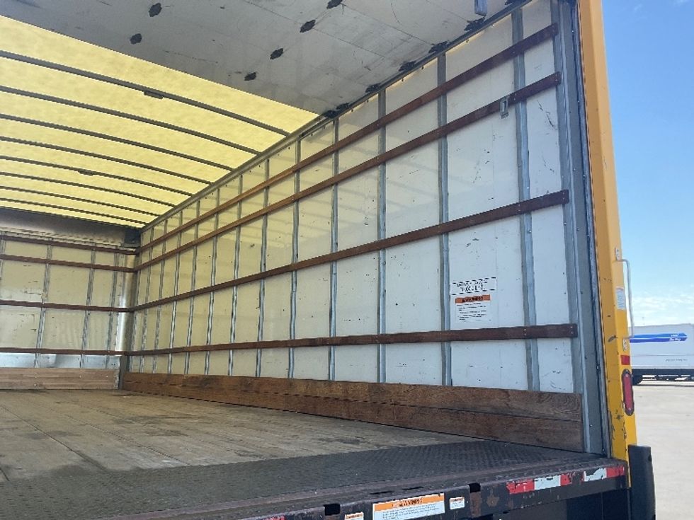 Medium Duty Box Truck-Light and Medium Duty Trucks-International-2022-MV607-Phoenix-AZ-235,632\n\t\tmiles-$ 41,250 - Image 12
