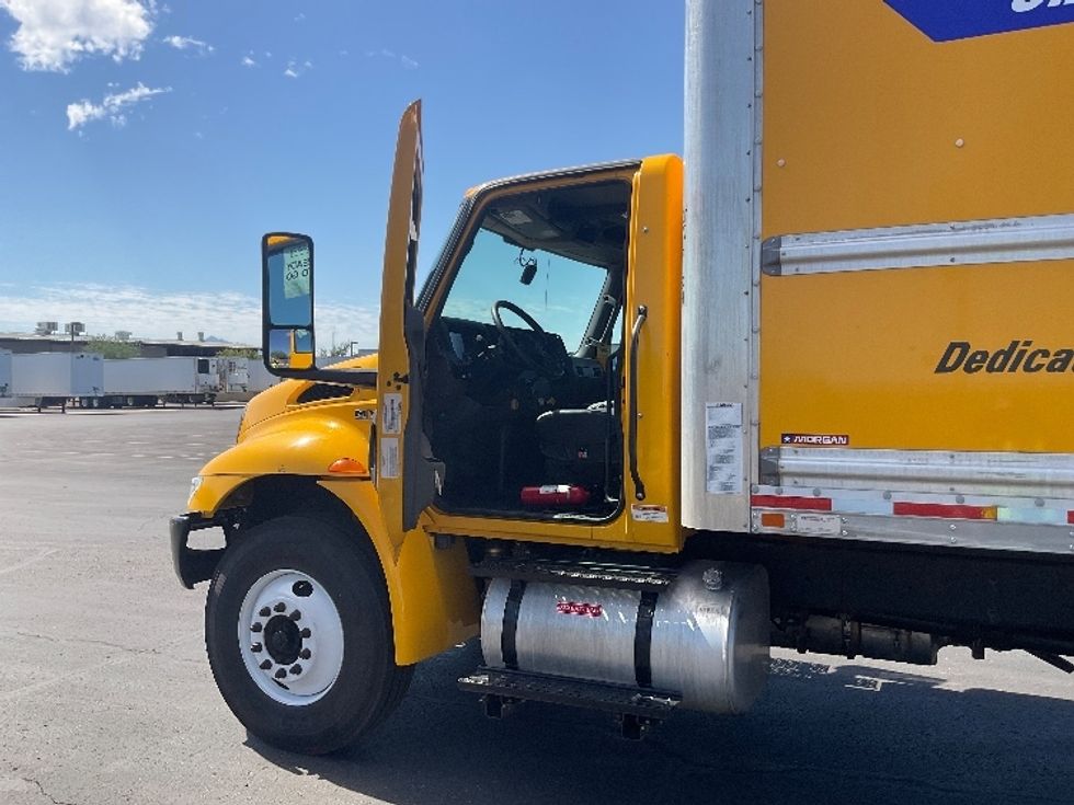 Medium Duty Box Truck-Light and Medium Duty Trucks-International-2022-MV607-Phoenix-AZ-235,632\n\t\tmiles-$ 41,250 - Image 16