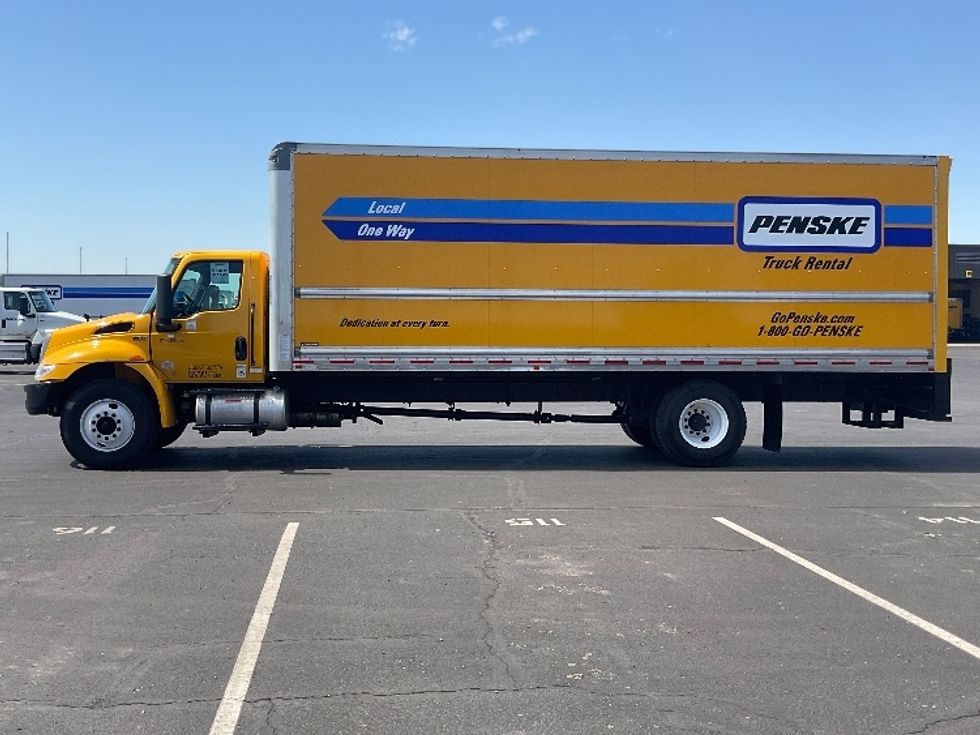 Medium Duty Box Truck-Light and Medium Duty Trucks-International-2022-MV607-Phoenix-AZ-235,632\n\t\tmiles-$ 41,250 - Image 4