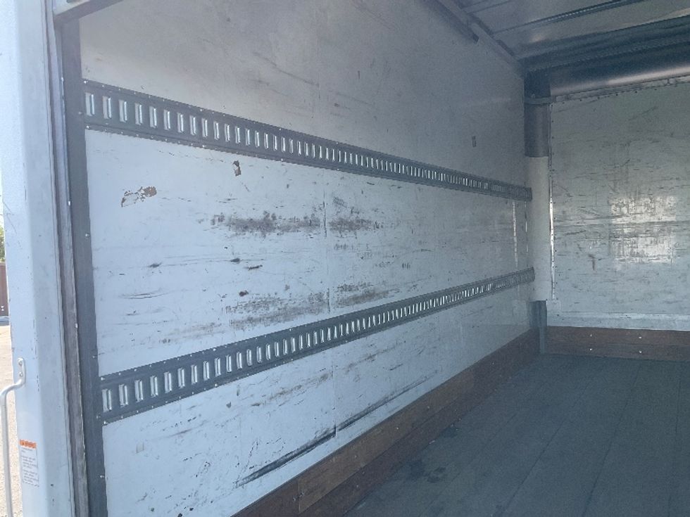 Medium Duty Box Truck-Light and Medium Duty Trucks-International-2022-MV607-Phoenix-AZ-236,662\n\t\tmiles-$ 39,750 - Image 11