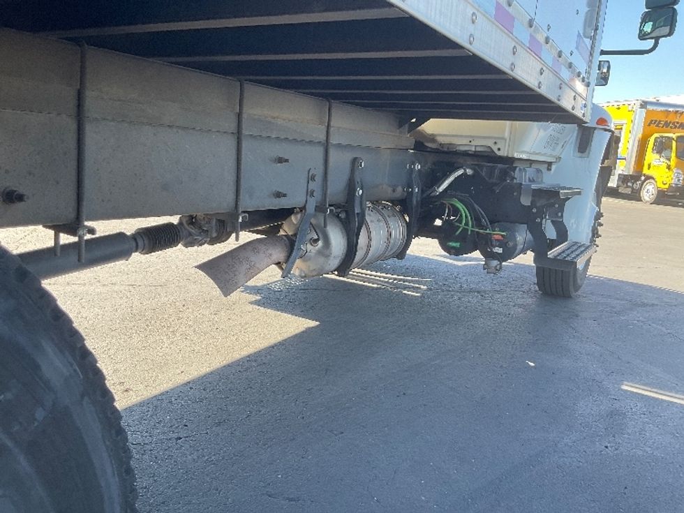 Medium Duty Box Truck-Light and Medium Duty Trucks-International-2022-MV607-Phoenix-AZ-236,662\n\t\tmiles-$ 39,750 - Image 14