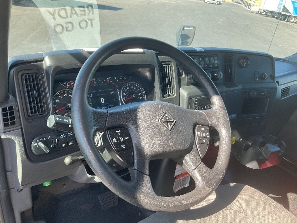 Medium Duty Box Truck-Light and Medium Duty Trucks-International-2022-MV607-Phoenix-AZ-236,662\n\t\tmiles-$ 39,750 - Image 17