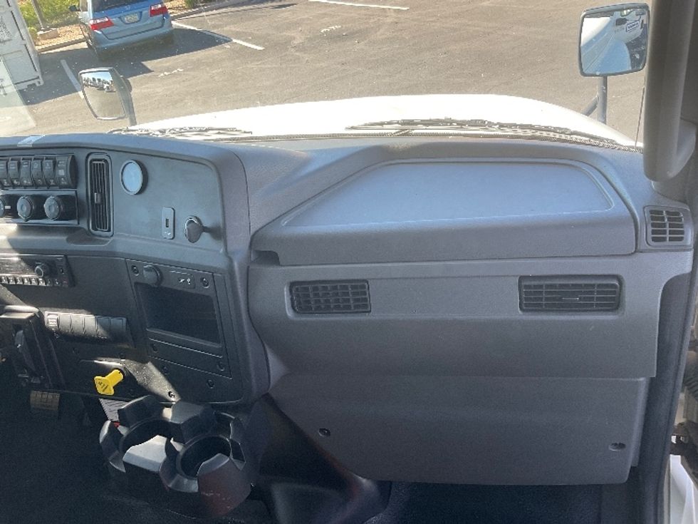 Medium Duty Box Truck-Light and Medium Duty Trucks-International-2022-MV607-Phoenix-AZ-236,662\n\t\tmiles-$ 39,750 - Image 21