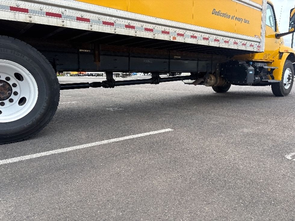 Medium Duty Box Truck-Light and Medium Duty Trucks-International-2022-MV607-Phoenix-AZ-255,437\n\t\tmiles-$ 35,250 - Image 13