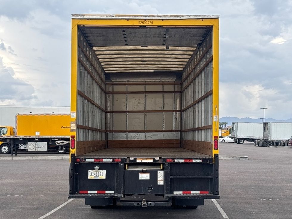 Medium Duty Box Truck-Light and Medium Duty Trucks-International-2022-MV607-Phoenix-AZ-255,437\n\t\tmiles-$ 35,250 - Image 8