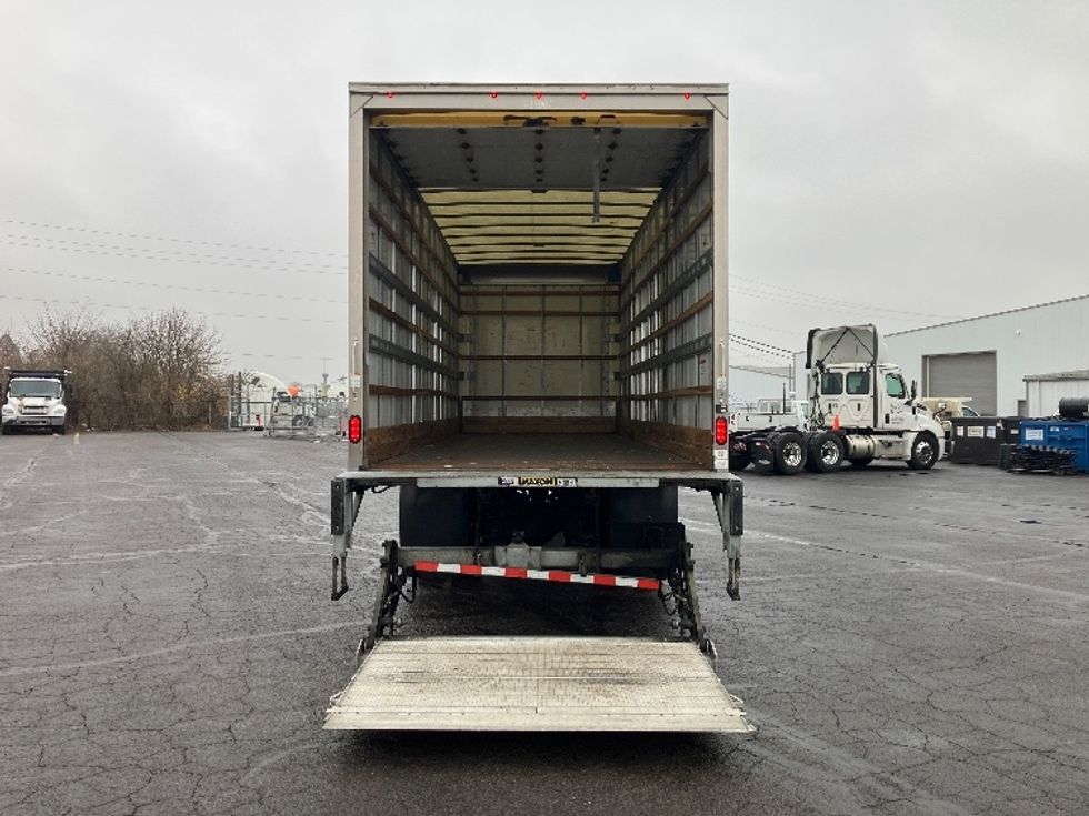 Medium Duty Box Truck-Light and Medium Duty Trucks-International-2022-MV607-Piqua-OH-114,725\n\t\tmiles-$ 70,000 - Image 9