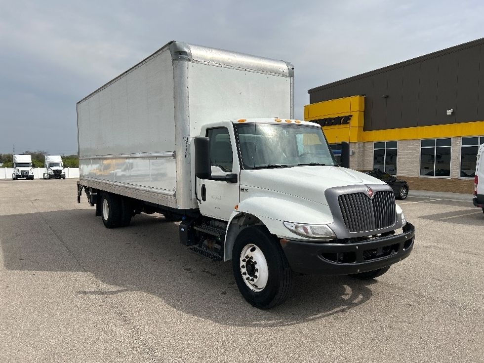 Medium Duty Box Truck-Light and Medium Duty Trucks-International-2022-MV607-Piqua-OH-140,217\n\t\tmiles-$ 60,000 - Image 1
