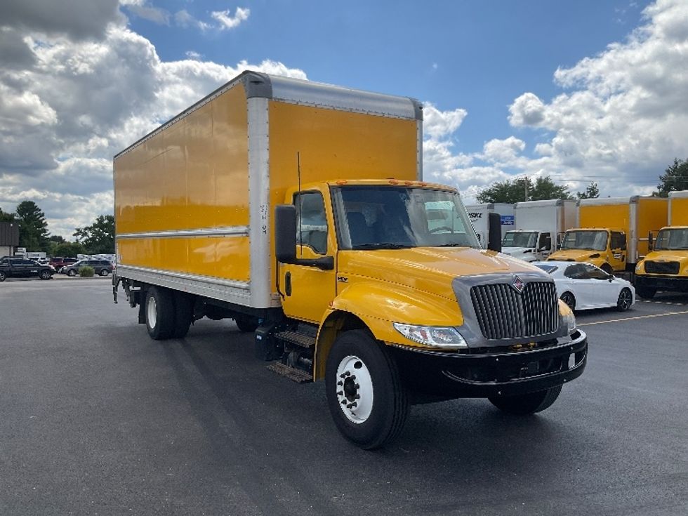 Medium Duty Box Truck-Light and Medium Duty Trucks-International-2022-MV607-Piqua-OH-187,114\n\t\tmiles-$ 53,500 - Image 1