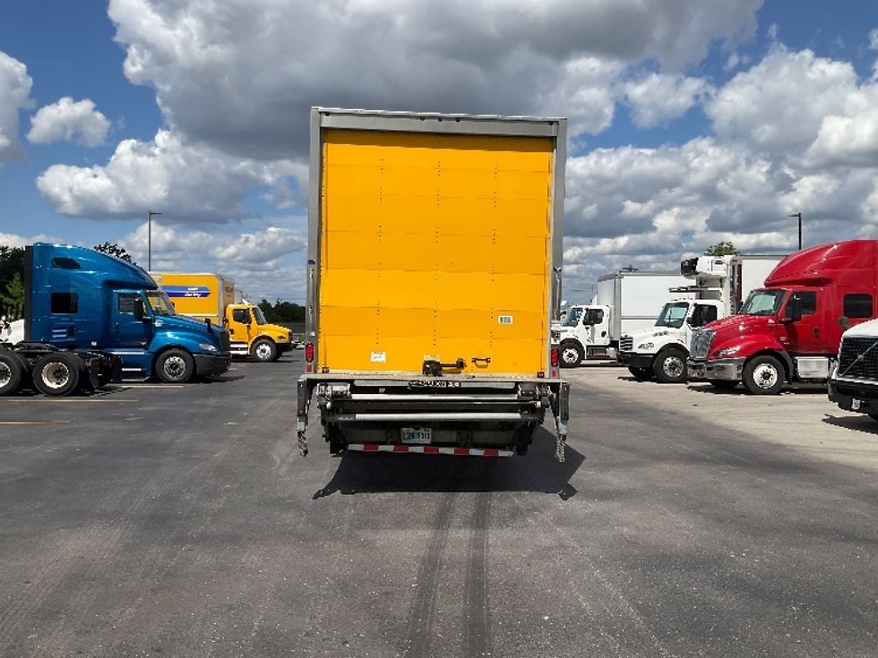 Medium Duty Box Truck-Light and Medium Duty Trucks-International-2022-MV607-Piqua-OH-187,114\n\t\tmiles-$ 53,500 - Image 7